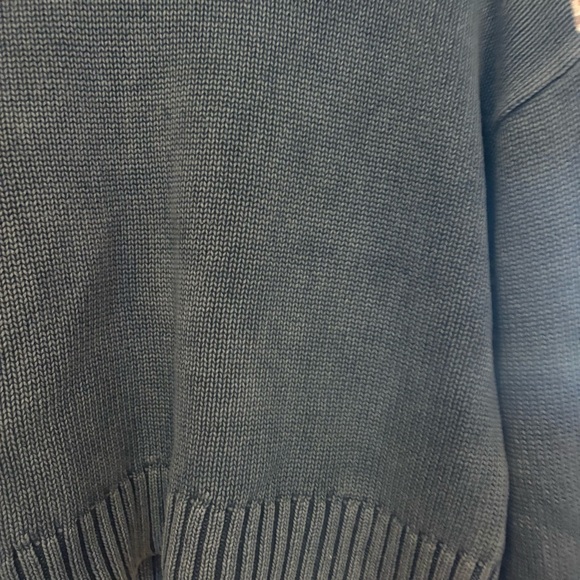 GAP Women's Dark Gray Crew Neck Sweater - Picture 2 of 6
